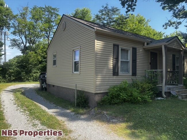 Photo - 213 W Moody Ave