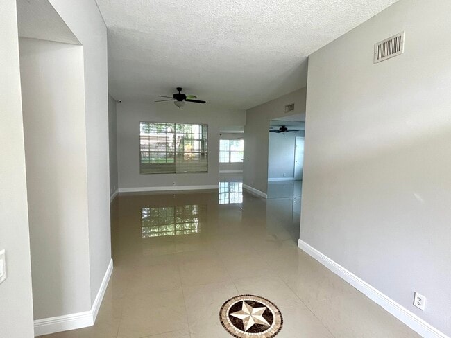Photo - 1112 Wild Cherry Ln