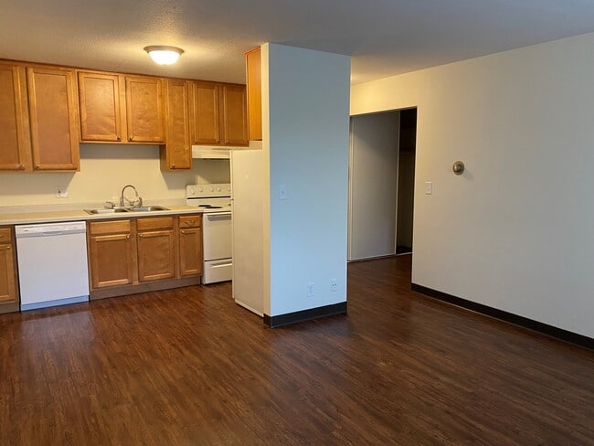 2647 Emerson