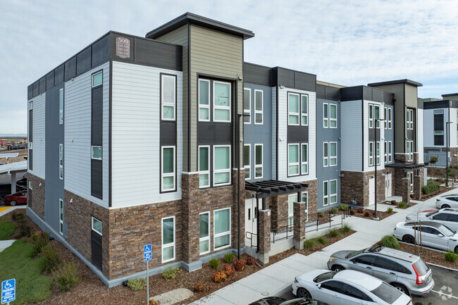 Building Photo - Lemos Pointe at Watson Ranch Rental