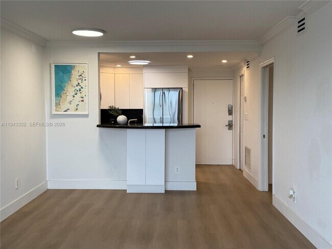 Photo - 2020 NE 135th St Unit 607