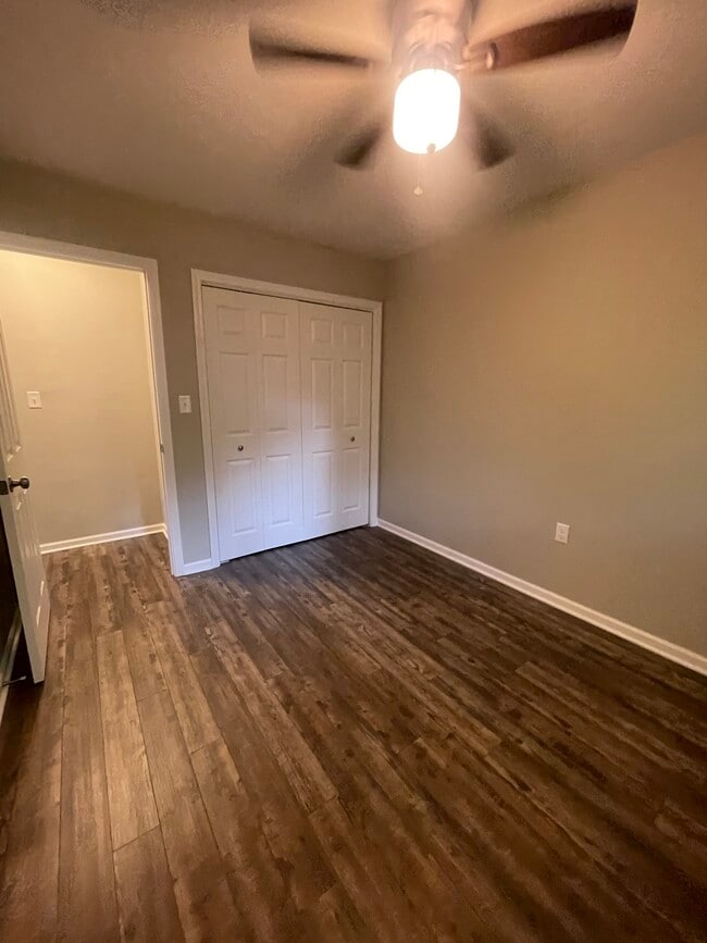 Photo - 207 W Walworth St Unit Apartment 26