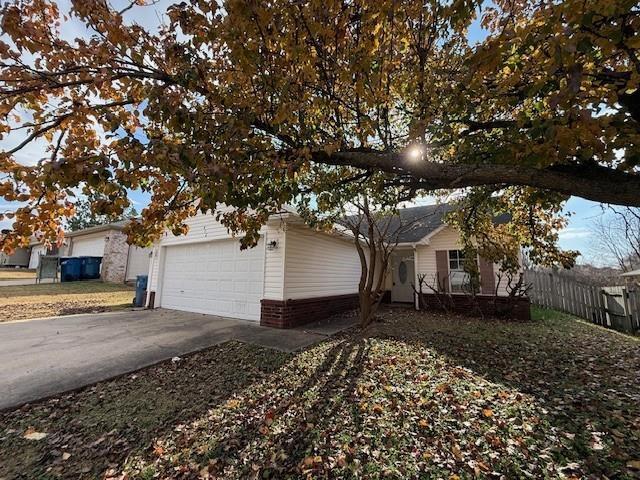 Photo - 812 Tunbridge Dr