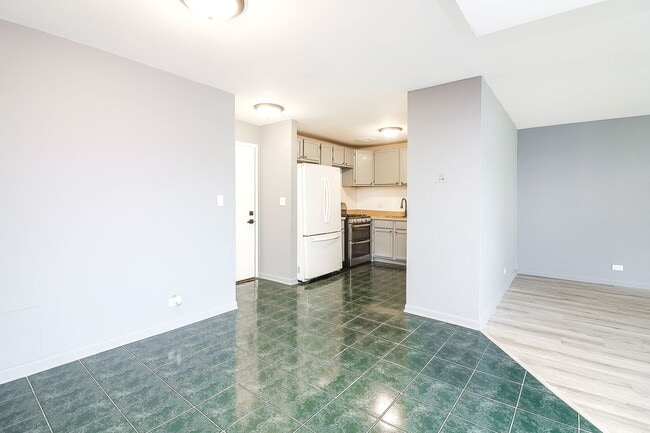 Photo - 16 Kingery Quarter Unit 208