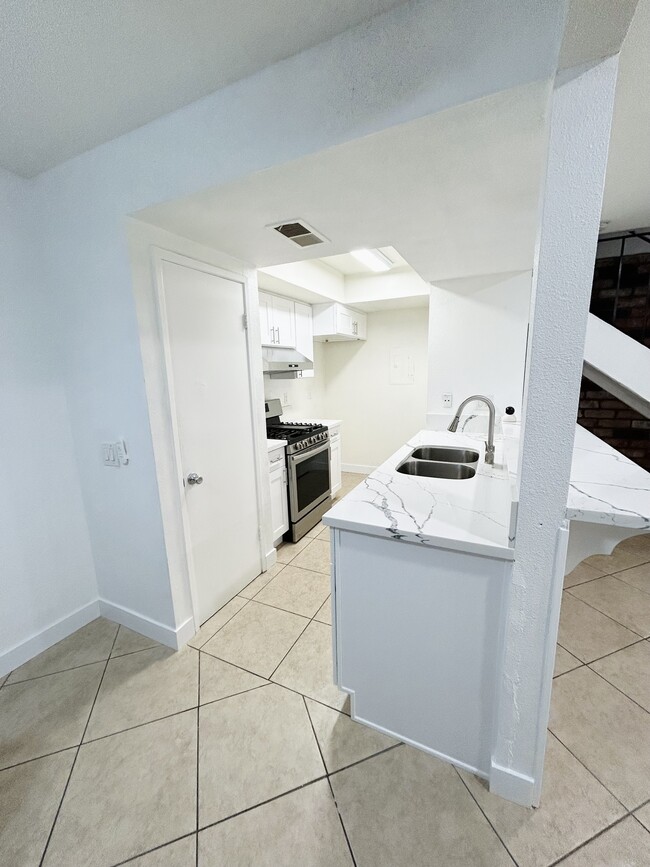 Cocina - 1721 Normandy Pl Unidad C