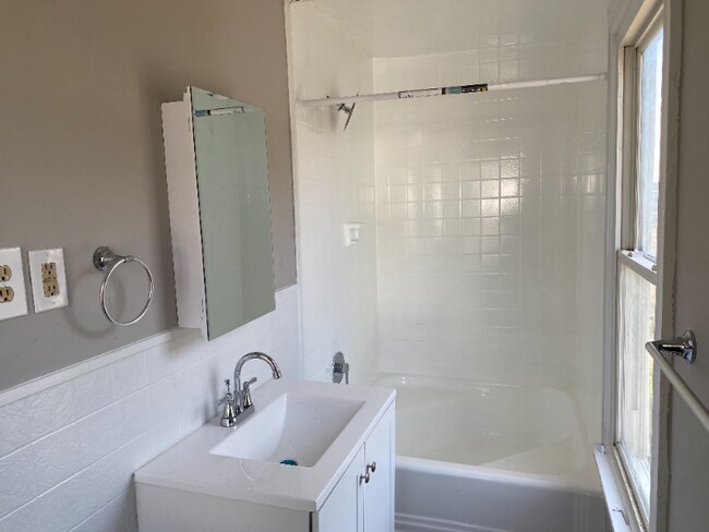 Photo - 109 Smith St Unit 2