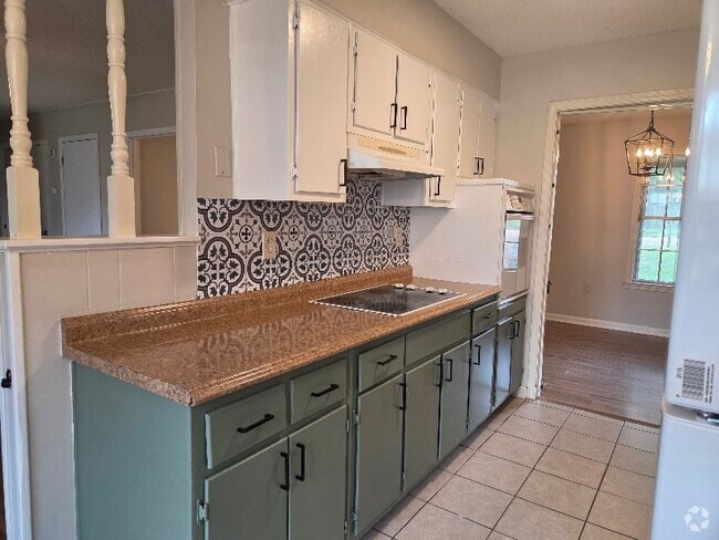 Building Photo - 6322 Northampton Dr Rental