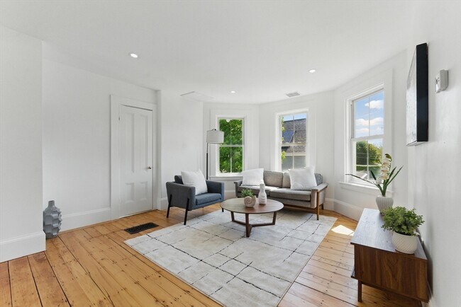 Photo - 80 Shirley St Unit 2