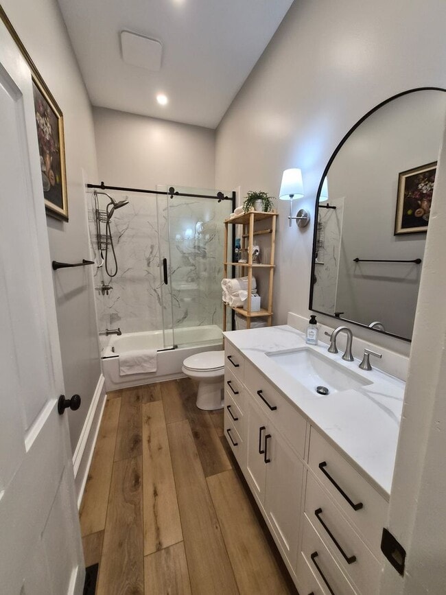 Photo - Full Furnished 2 Bed/1 Bath with Utilities Included