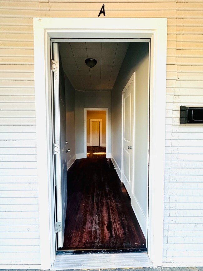 Photo - 513 E Barger St Unit A