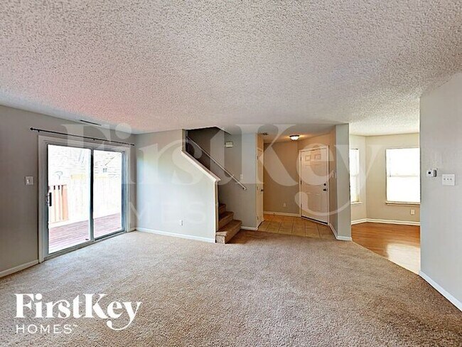 Photo - 6616 Kinnerton Dr