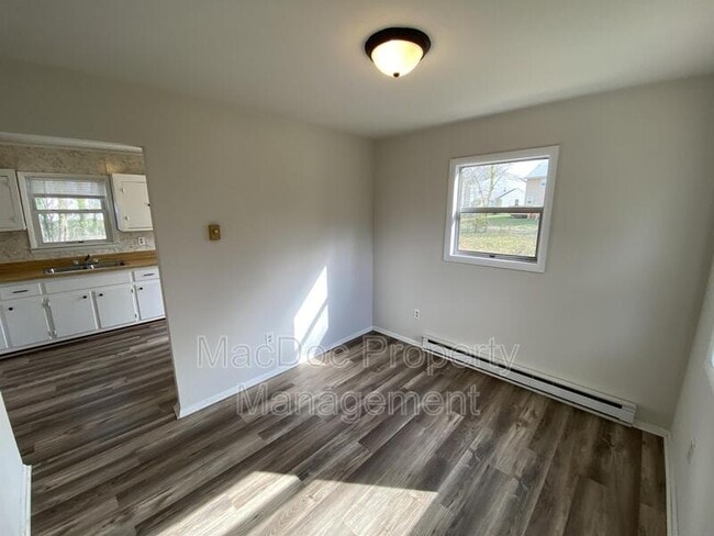 Photo - 6037 Rosedale Dr