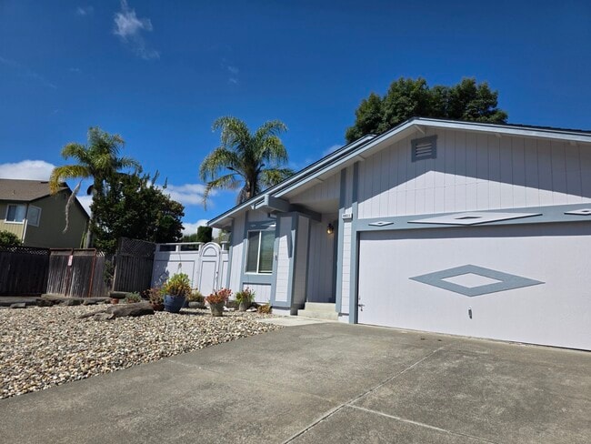 Photo - 4611 Harmony Pl