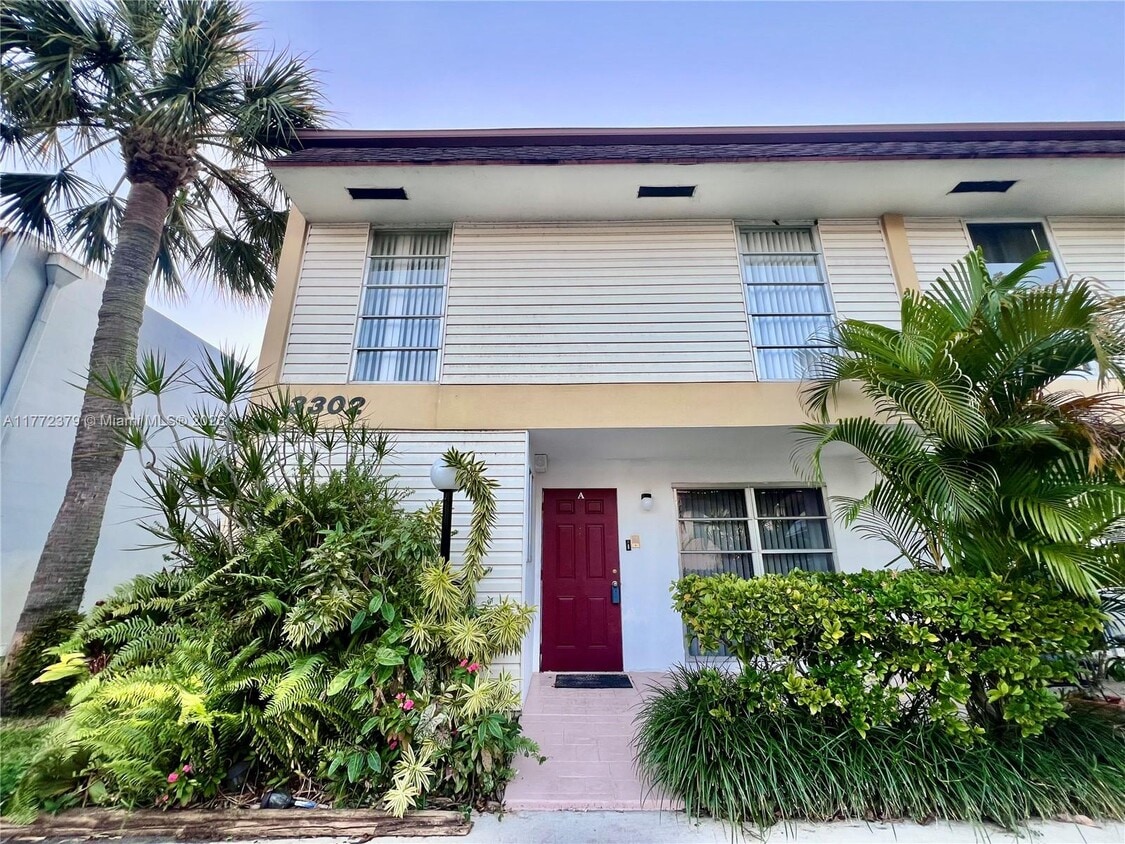Photo - 3302 Farragut St (Hollywood, FL)