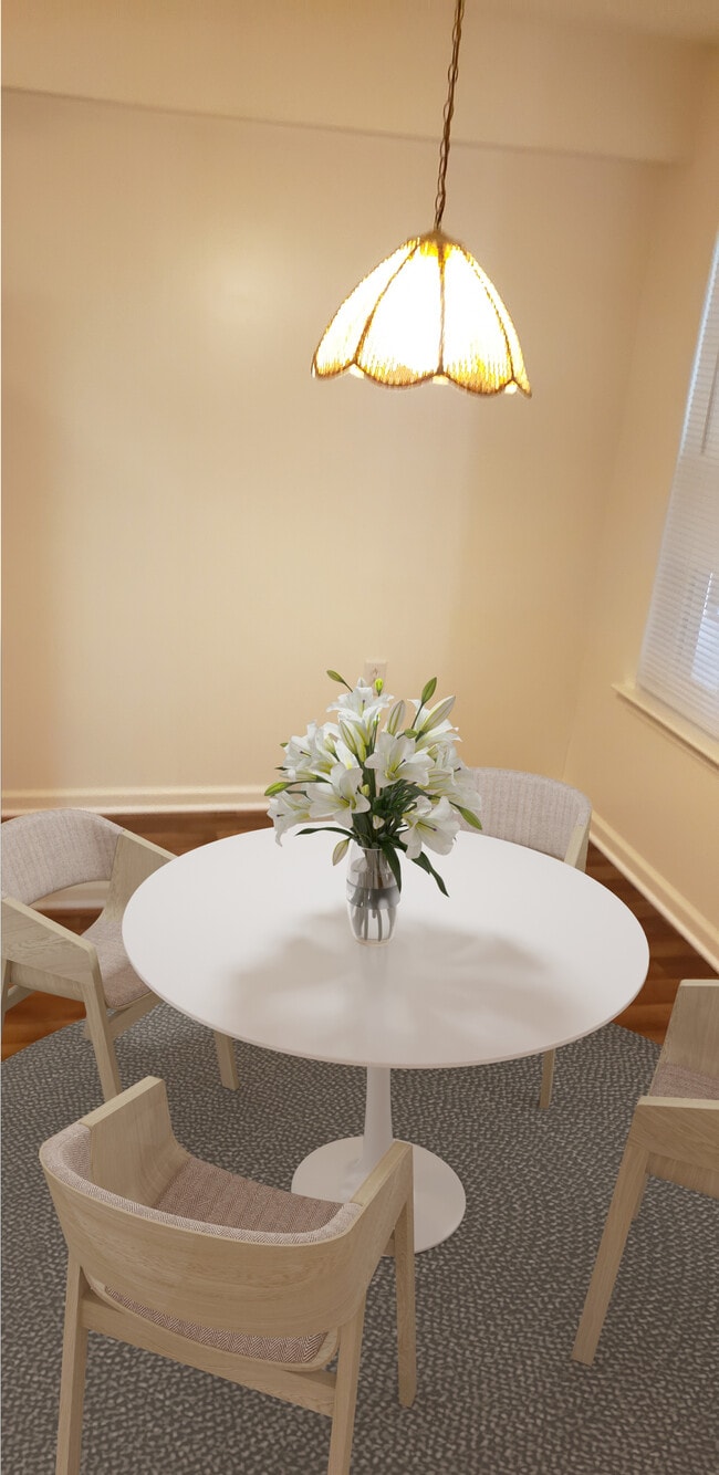 Dining Area - Commons at Princess Anne