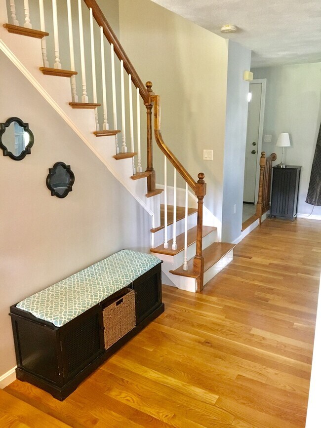 188 Wellman Ave Townhome For Rent in North Chelmsford, MA