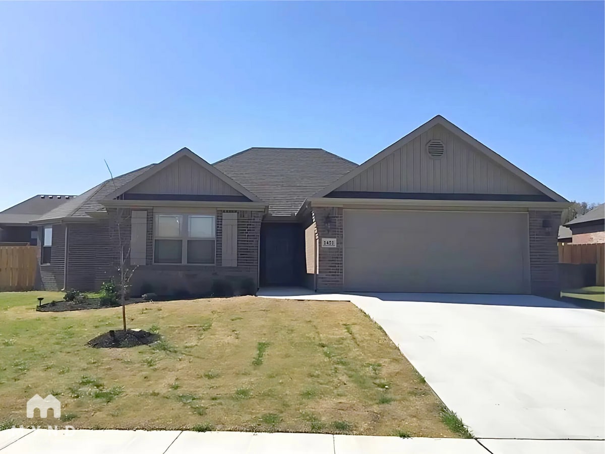 Photo - 1451 Aniston Rd House