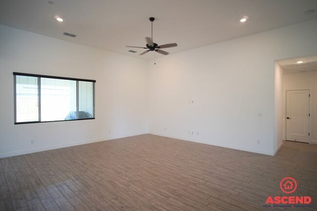 Photo - Newly Built Home with Solar in Gossamer Grove!
