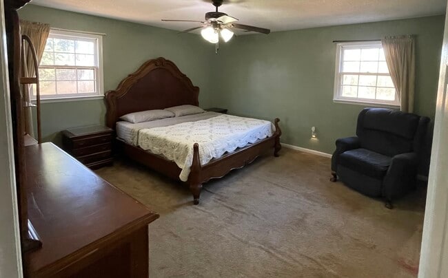 Building Photo - 92 Crawford Rd