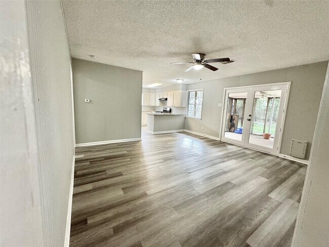 Photo - 1302 Cypress St