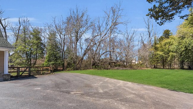 Photo - 120 Whitesville Rd