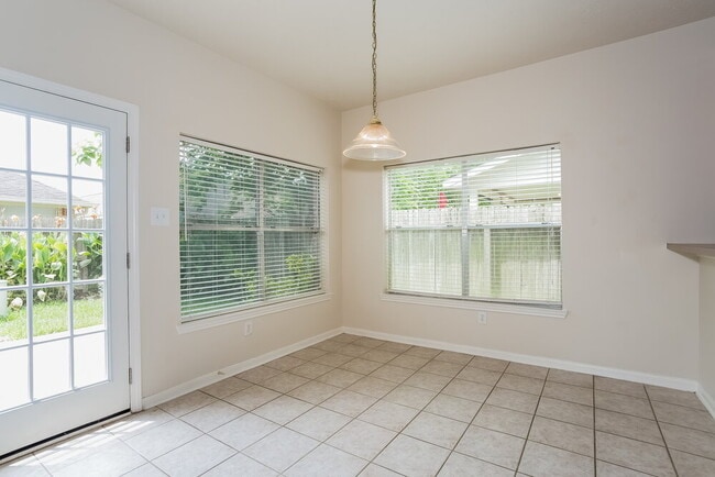 Photo - 1407 Hollow Branch Ln