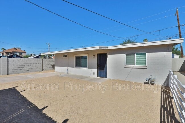 Photo - 1538 E Pierce St