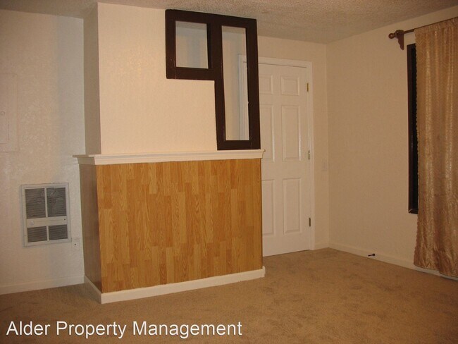 Photo - 4 br, 2 bath House - 17265 SE Oatfield Road