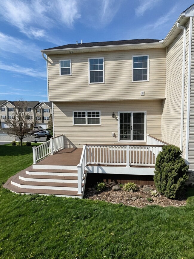 Photo - 680 Freedom Dr