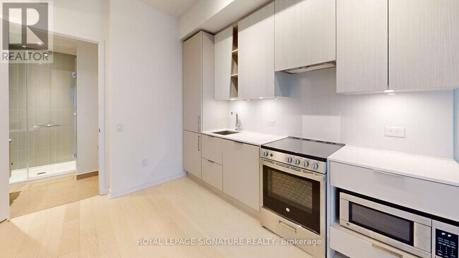 Photo - 3900 Confederation Pkwy Unit 2505