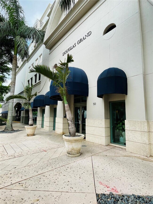 Photo - 50 Menores Ave Condo Unit 726