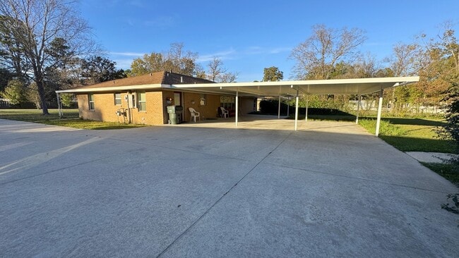 Photo - 2706 Jersey St