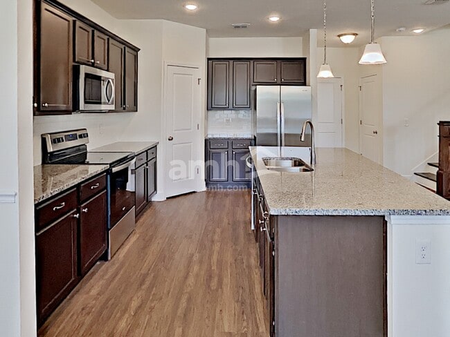 Photo - 2437 S Park Ave