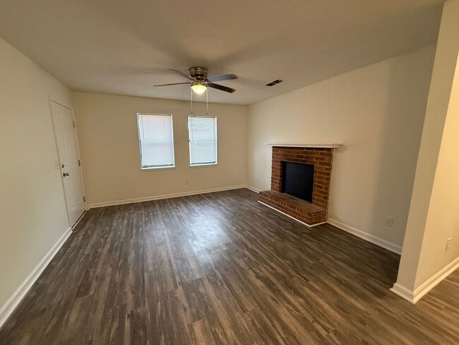 Photo - 111/113 Vintage Ct Unit 111