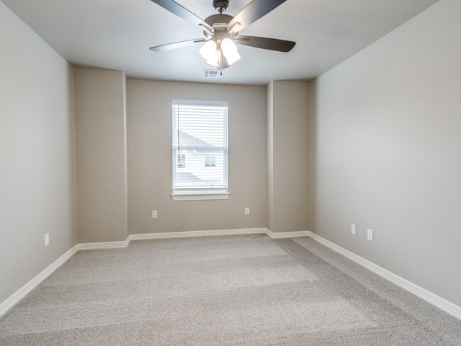 Photo - 10601 NW 23rd St