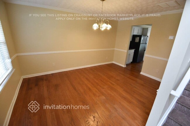 975 Shannon Rd SE