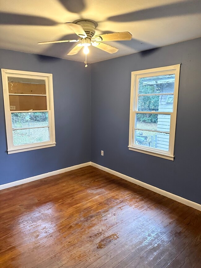 Photo - 610 Sunset Dr