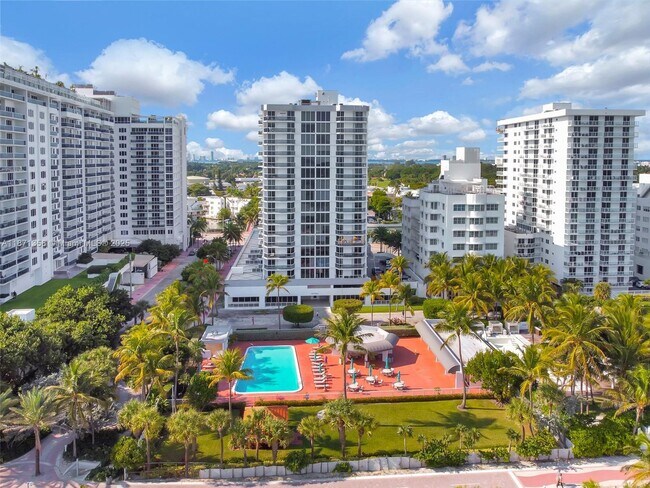 Photo - 2401 Collins Ave Unidad 1711