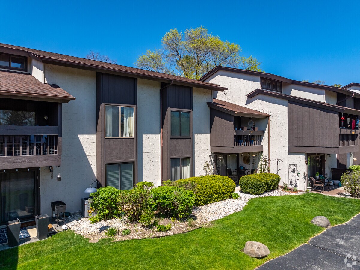 Photo - Manchester Village Condominiums