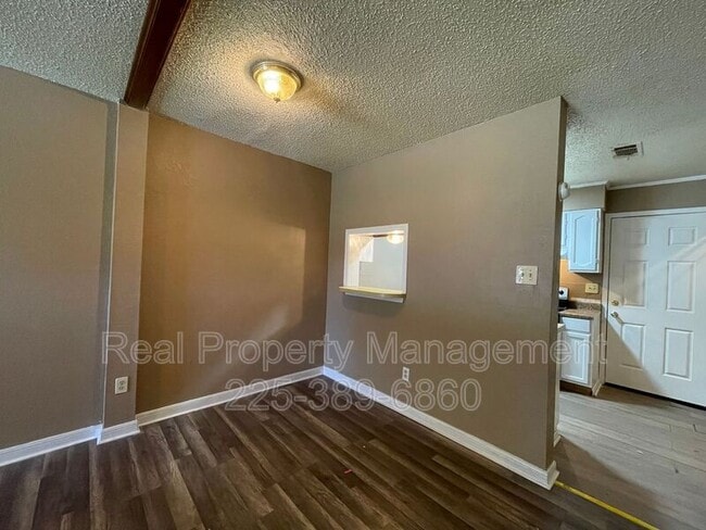 Photo - 750 Hospital Rd Unit Q-3