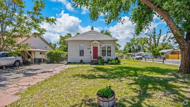 Building Photo - 1603 Elm Ave Rental