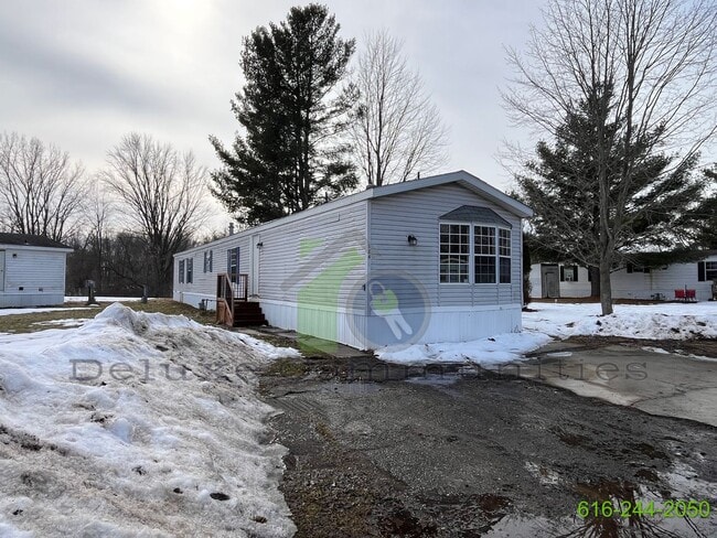 Photo - 3 Bedroom Mobile Home Available NOW! Baseline Estates Park