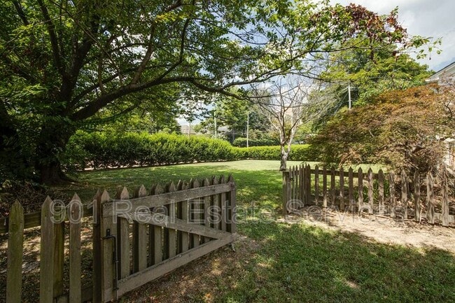Photo - 398 N Highland St