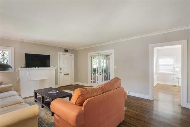 Photo - 5902 Velasco Ave