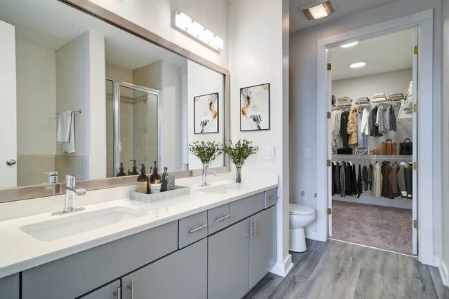 Photo - Flats at Perimeter Place