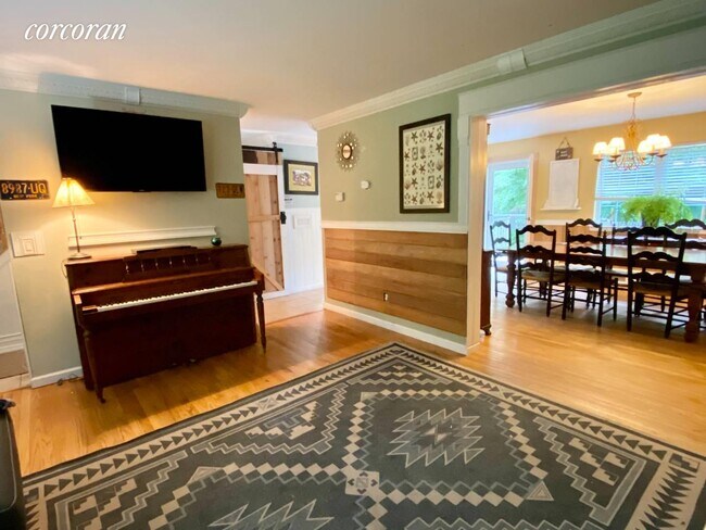 Photo - 6 Delacey Ave