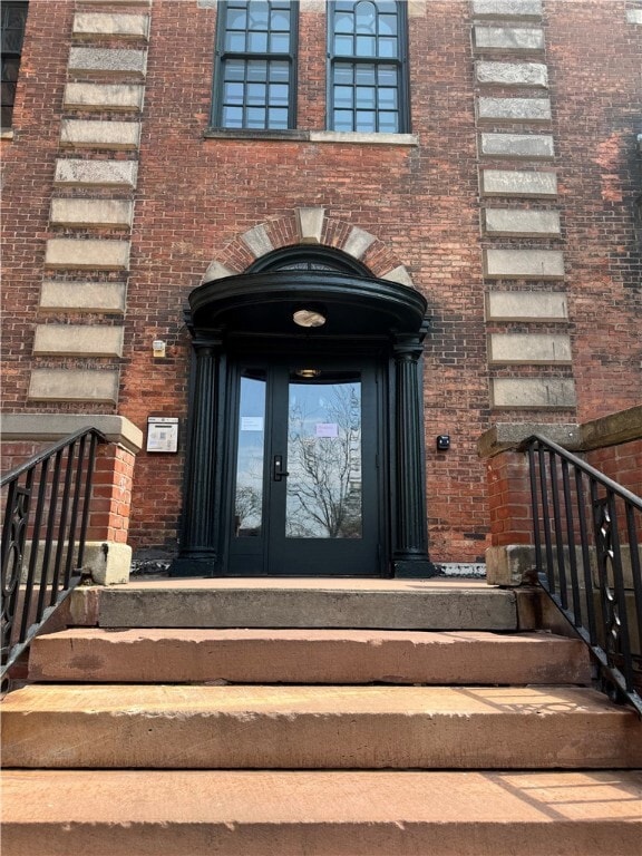 Photo - 300 Alexander St