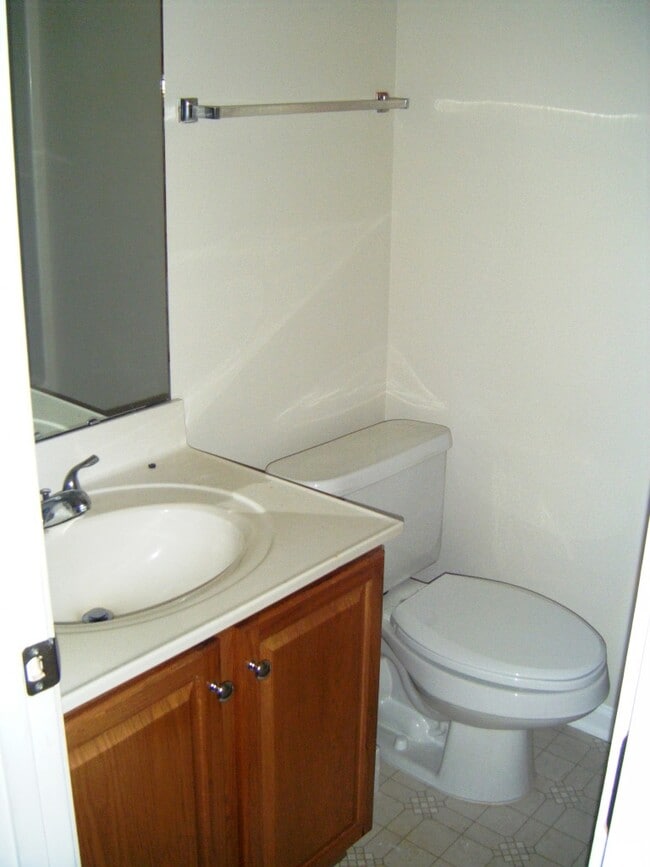 Photo - 1235 Helms Rd