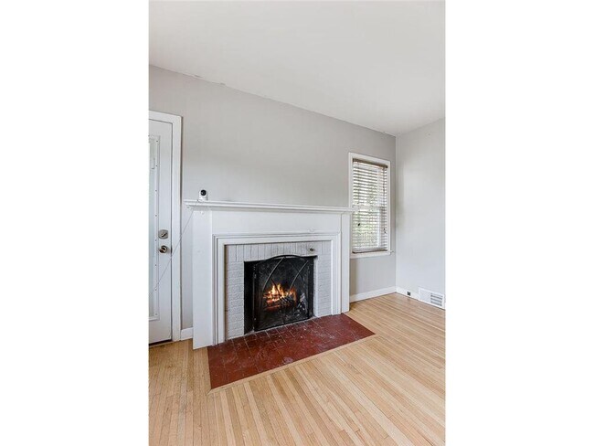 Photo - 1588 W Highland Pkwy