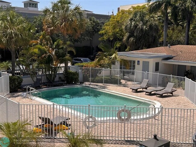 Photo - 408 NE 7th Ave Apartamento Unidad 12